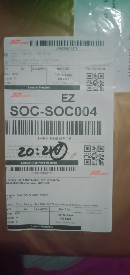 Kain Batik Solo Motif Kembang Setaman Warna Merah