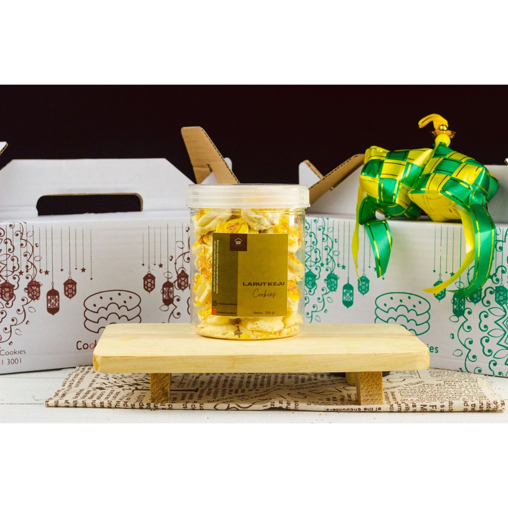 

Serut Keju Kue Lebaran Kue Kering Enak Berkualitas Tekstur Lembut Hampers Lebaran Jajanan Kekinian