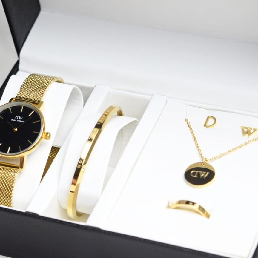 Pusat Terbaru Jam Tangan Wanita Set Paket Premium WD Pasir