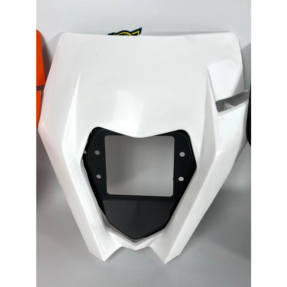 BATOK LAMPU KTM 250 2017 / KEDOK LAMPU KTM 250 2017 / LAMPU DEPAN KTM 250 2017 / FRAME LAMPU KTM 250 / KEDOK LAMPU KTM / HEADLAMP KTM 250