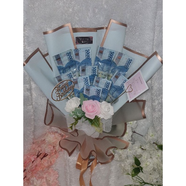 

Money Bouquet/buket ( Harga Full jasa+kebutuhan sesuai Gambar)