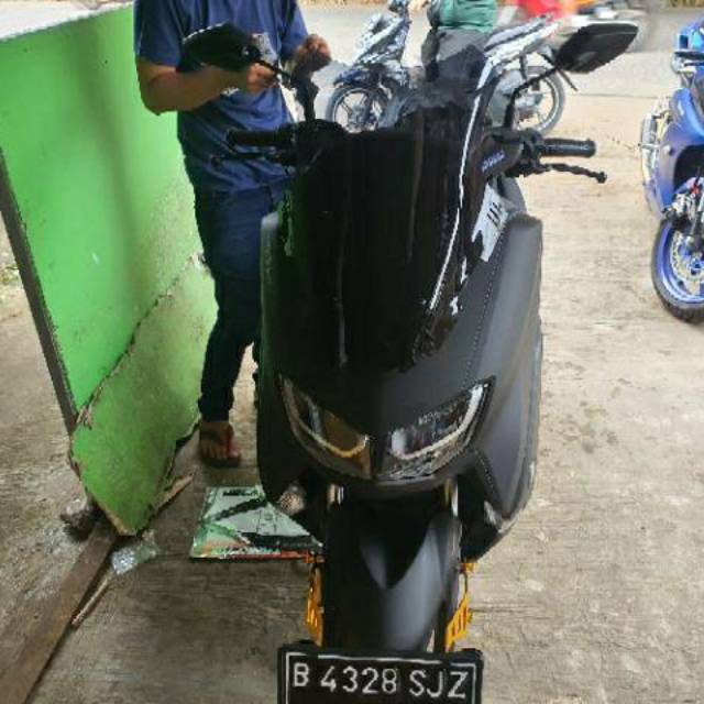 WINDHSILED NEW NMAX 2020 OCITO BLACK SERIES MHR