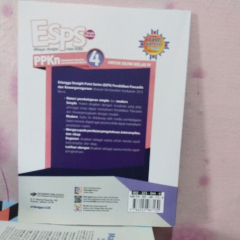BUKU ESPS PPKN/PENDIDIKAN PANCASILA DAN KEWARGANEGARAAN KELAS IV/4 SD ERLANGGA REVISI-1