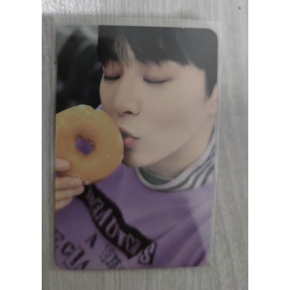 EXO Xiumin Universe Donut donat photocard pc official