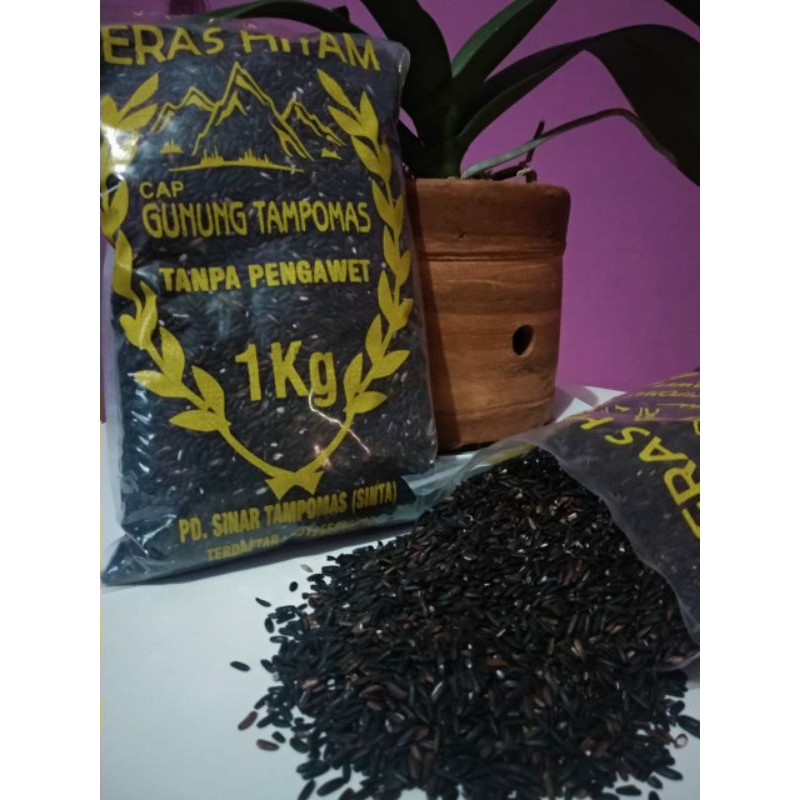 

Beras Hitam 1kg cap gunung tampomas