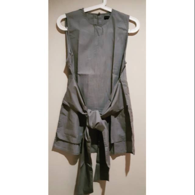 (Preloved) SUQMA outer sabine warna black grey + free square hijab umama