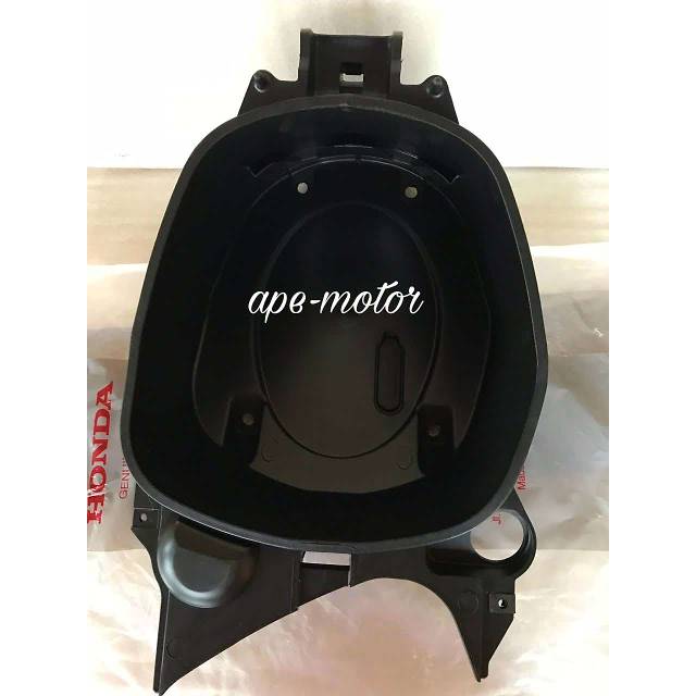 BOX BAGASI VARIO 110 TECHNO 8125A-KVB-N50 ORIGINAL HONDA