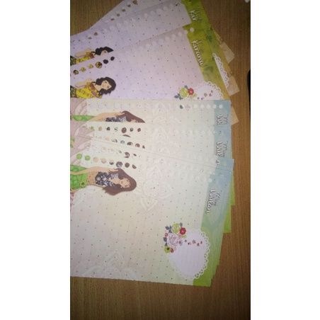 

Kertas File Hvs Miss Wulan and Miss Kirana