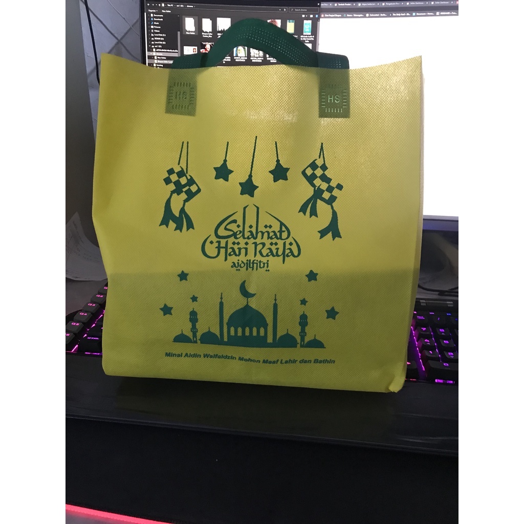 

TAS KAIN SPUNBOND GOODIE BAG 25 X 25 X 25 Box NASI KOTAK LEBARAN IDUL FITRI