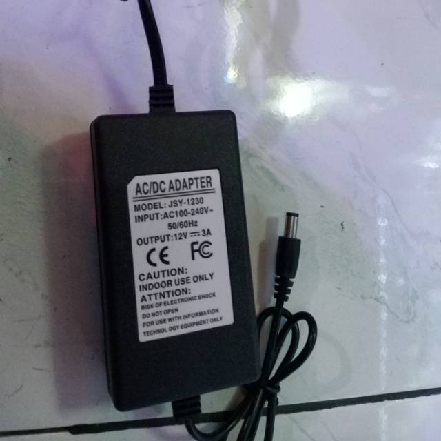 Adaptor 3 ampere 12 v