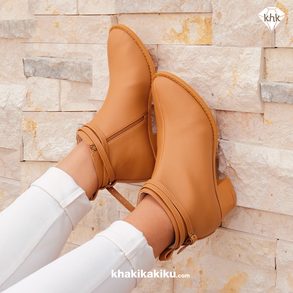 KHK by Khakikakiku Jill Brown Boots