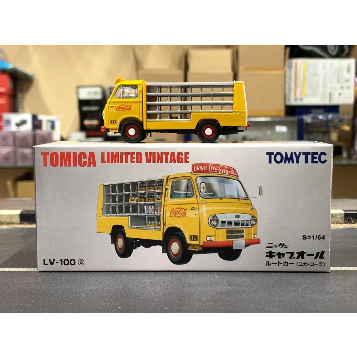 Tomica Limited Vintage LV-100a Nissan Caball Route Car (Coca-Cola)