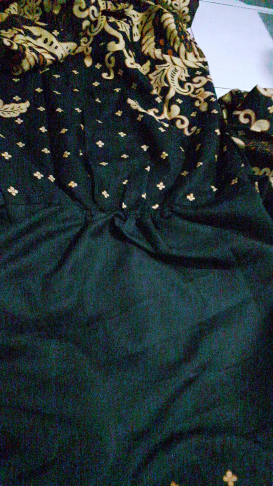 (family Ada Anaknya) Batik Couple 2499 Motif Manggar Sumber Urip Grosir Couple Gisel