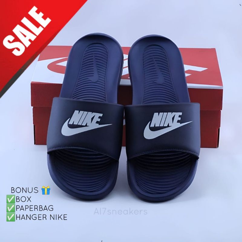 SENDAL PRIA / Sandal NKE VICTORY ONE Navy white Mens Slide