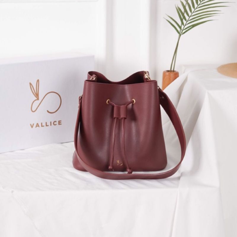 Vallice Gabrielle Bucket Bag Preloved (No Box)