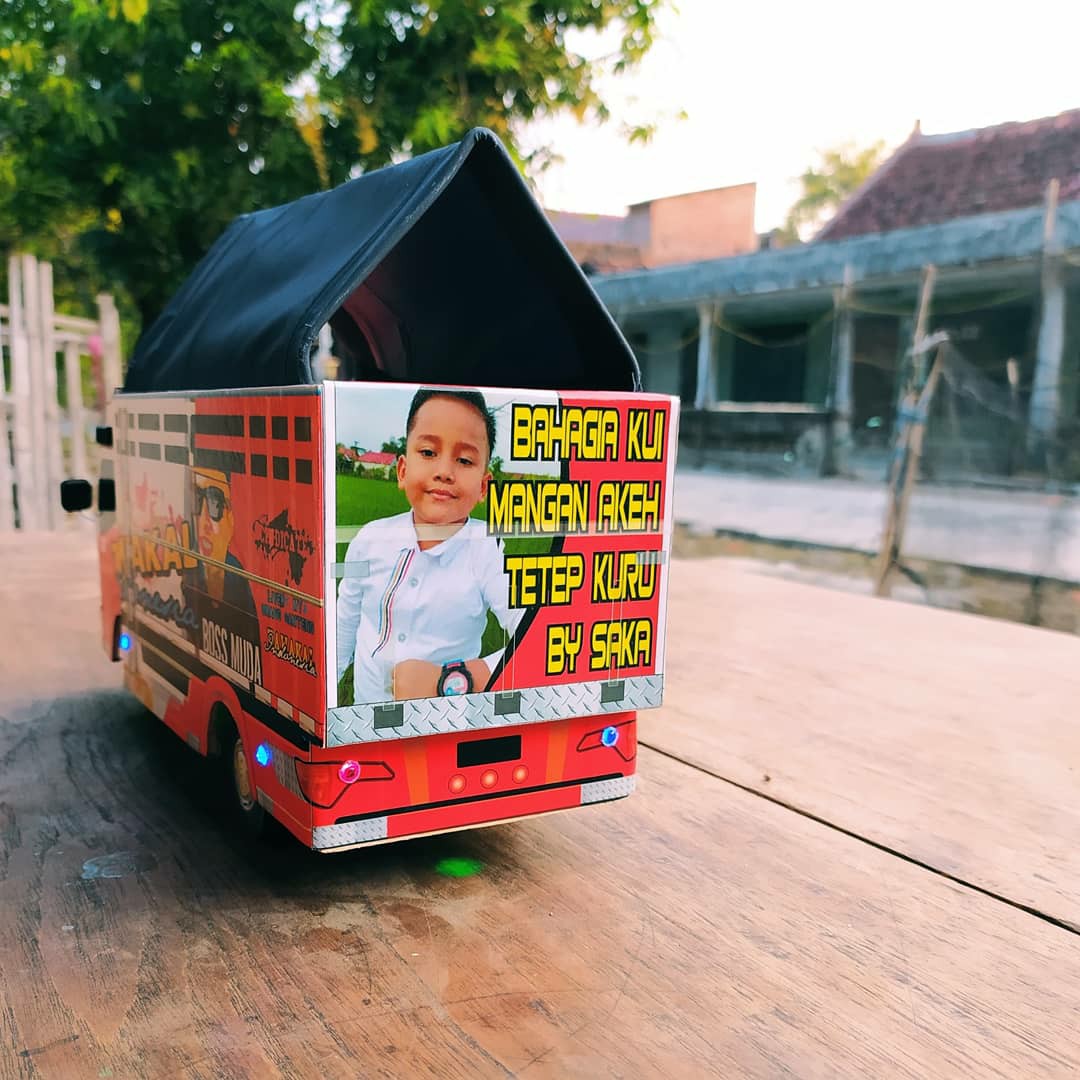  MINIATUR TRUK TAWAKAL INDONESIA  Shopee Indonesia 