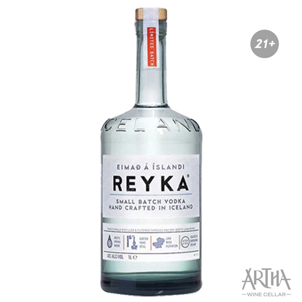 Recycled Reyka Bottle Icy Gray Icelandic Vodka Tie Clip Sea Glass Finish