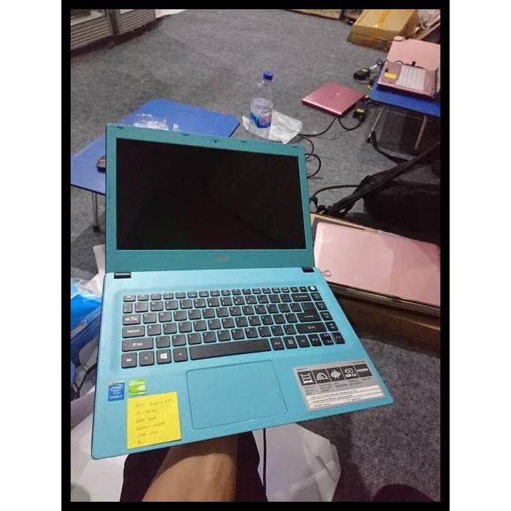 TERUJI Acer E5-473G core i7 ram 8gb hdd 1TB Nvidia GT 920M laptop gaming HEMAT