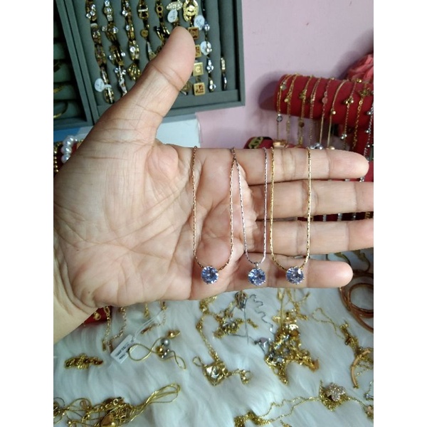 Kalung Solitare Bulat