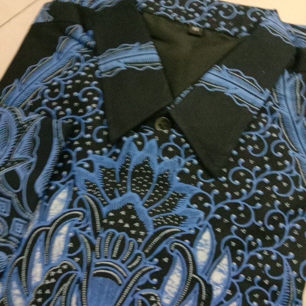 Kemeja Batik Lengan Panjang Motif Modif Braja Navy Bahan Katun Full Furing Size M L Xl