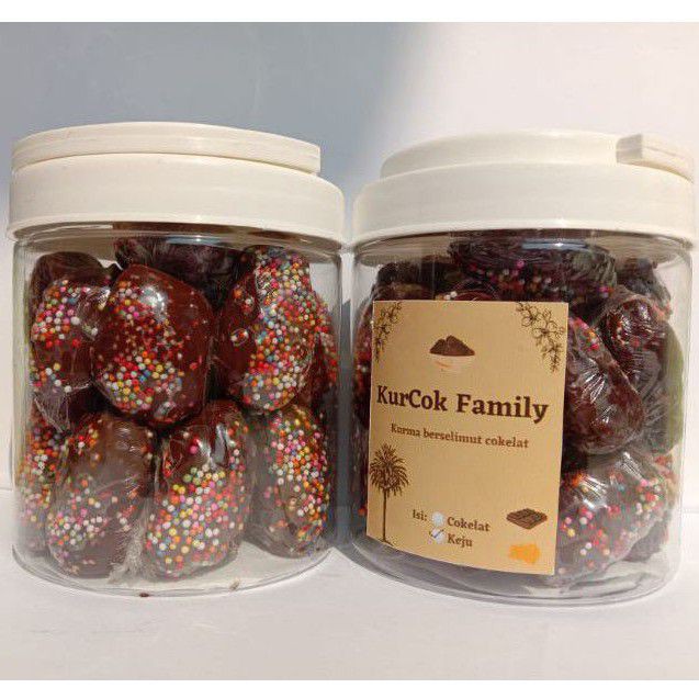 

KurCok Family Kurma Berselimut Cokelat isi Keju dan Cokelat