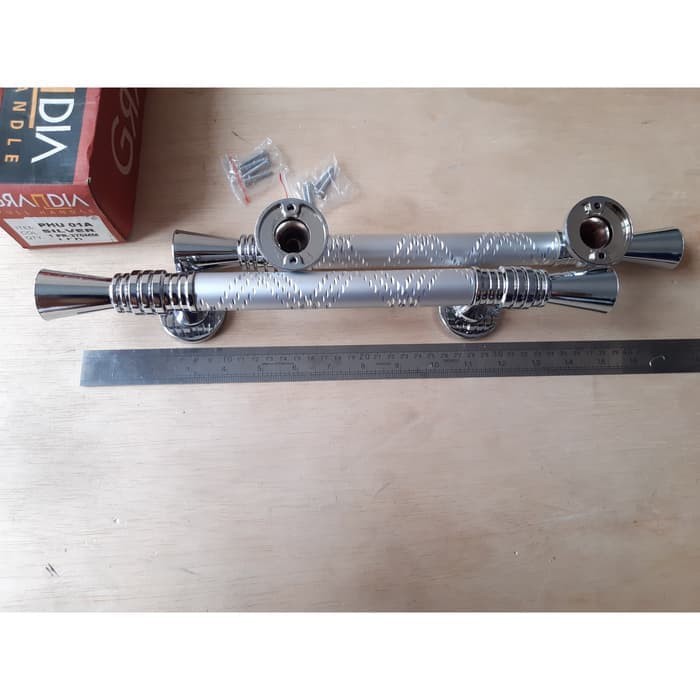 HANDLE/TARIKAN PINTU GRANDIA 01A