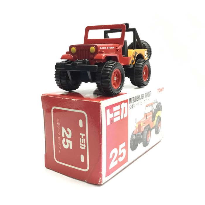 Tomica 25 Mitsubishi Jeep Bigfoot Merah Tomy Merah