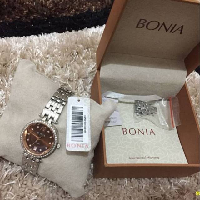 Preloved Bonia Jam Tangan with swarovski