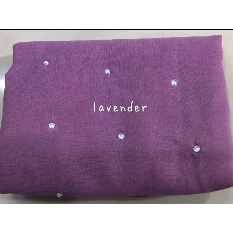 HIJAB SEGIEMPAT SWAROSKI 1KG MUAT 11 PCS-Lavender