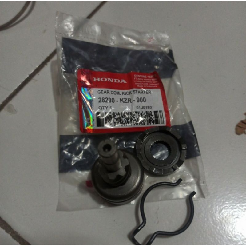 pinion sela gear comp vario 125 old kode KZR