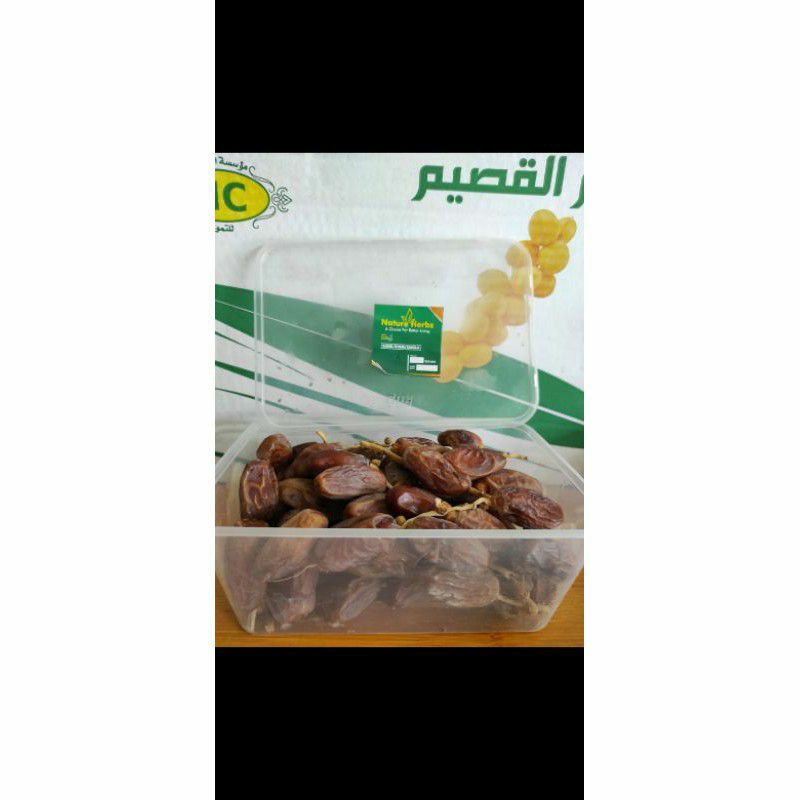 

KURMA TUNIS TANGKAI MURAHHHH