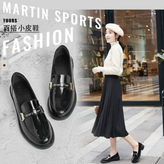 Sepatu loafers wanita / sepatu fashion wanita / sepatu loafers Pointed Toe Bahan Kulit PU