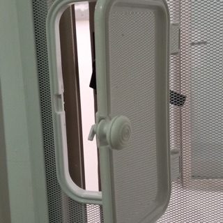 Kawat nyamuk magnet penutup  ventilasi  jendela  pintu 