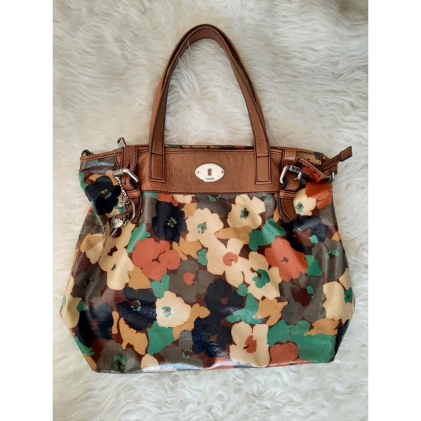 Preloved Fossil