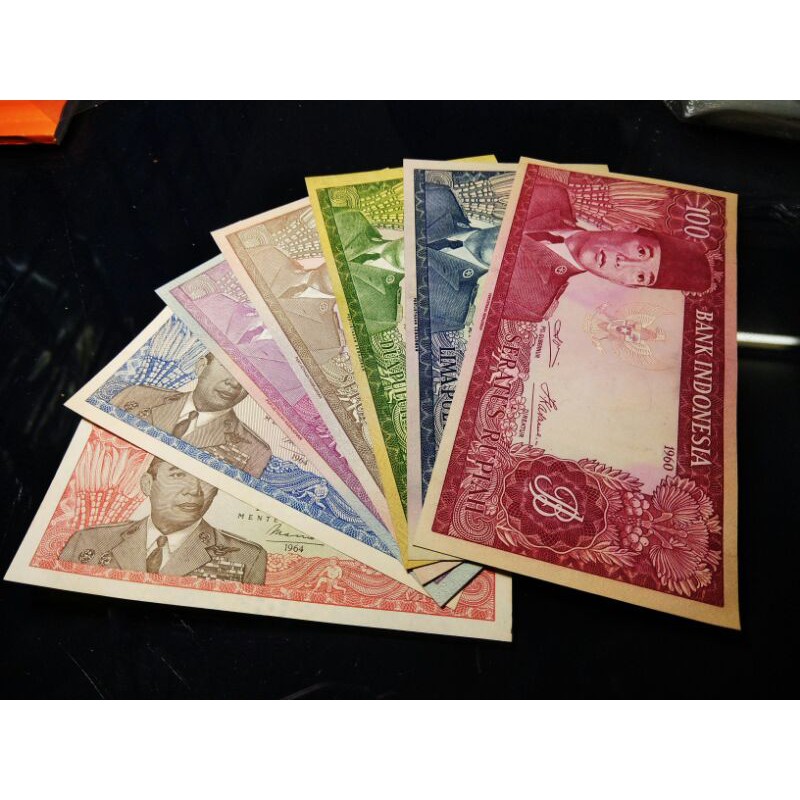 uang kuno set sukarno