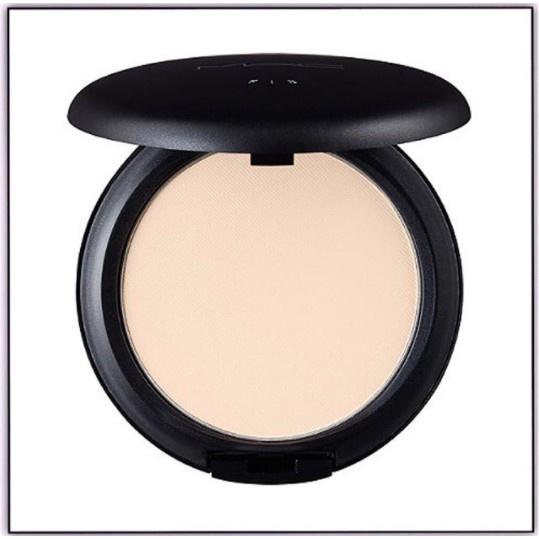 MAC Studio Fix Powder  Plus Foundation Bedak padat MAC Mac compact powder Ready stock MAC powder