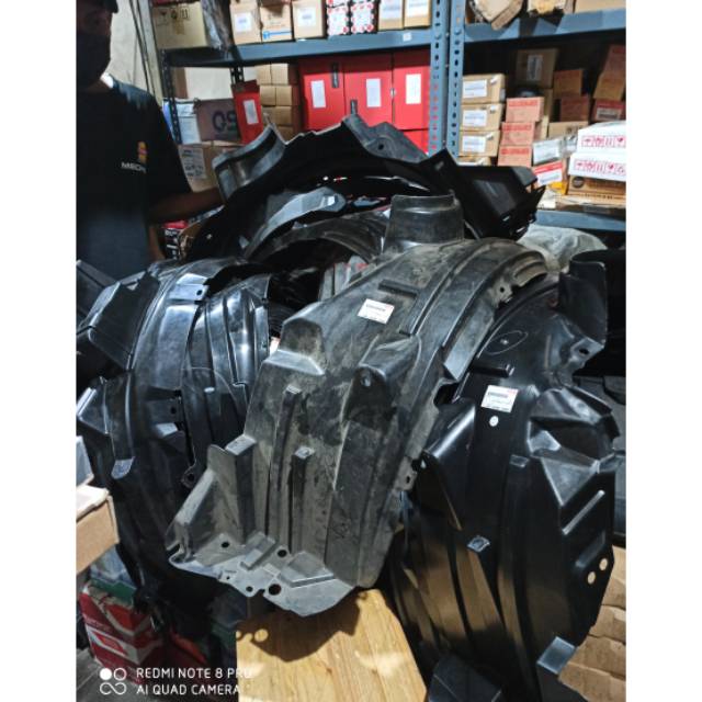 Plastik Liner Fender Spakbor Roda Depan Plastik Penahan Lumpur  Agya Ayla Original Asli Astra