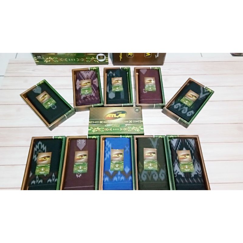 sarung atlas idaman serasi