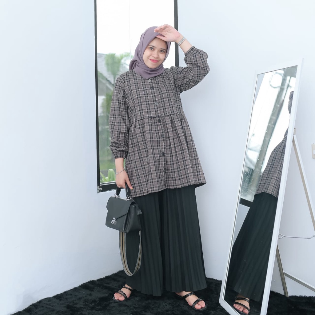 BLOUSE WANITA KOTAK - KOTAK - LAVIELA BLOUSE