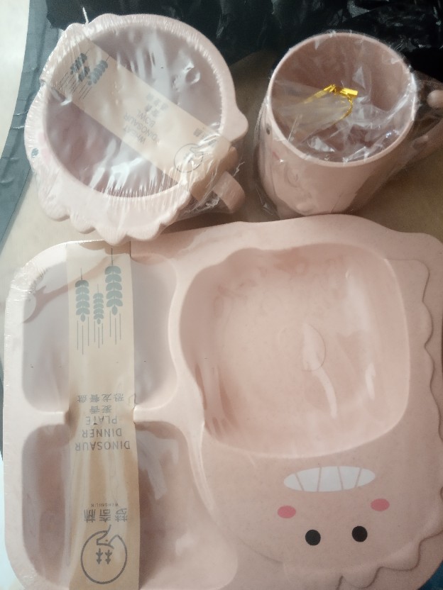 (elt) Peralatan Makan Set Piring Sendok Garpu Mangkuk Cup Gambar Dino Lucu