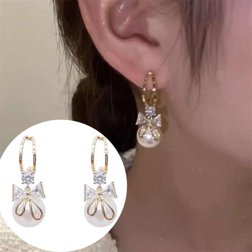 Lily Bow Pearl Earrings Hadiah Perhiasan Berlian Sederhana Bentuk C