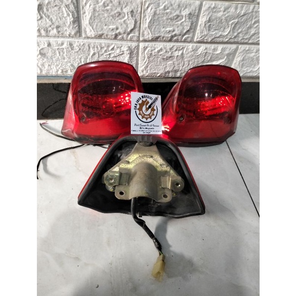 Lampu belakang megapro monoshock megapro robot stopan megapro mono