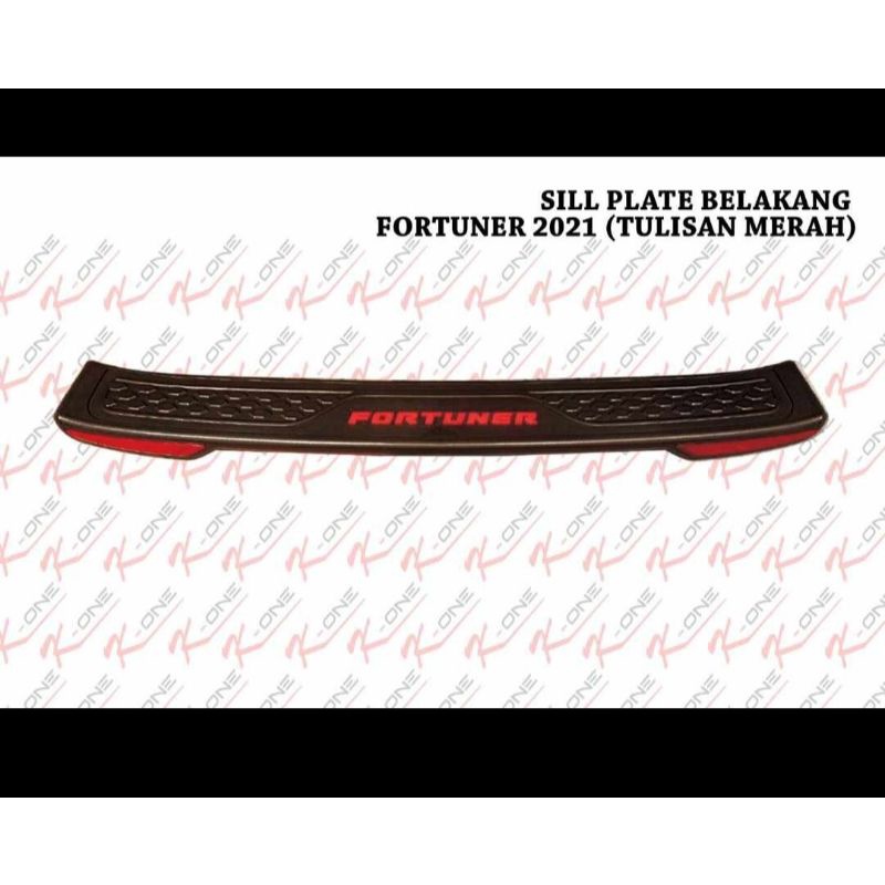 Sill plate silplate belakang pintu bagasi toyota all new fortuner vrz 2021 2022 2023 hitam tempel plastik + reflektor merah