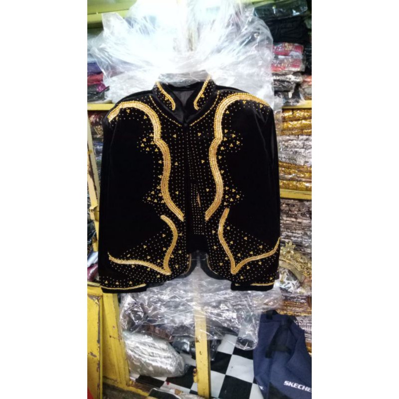 set baju pengantin cewek cowok bludru