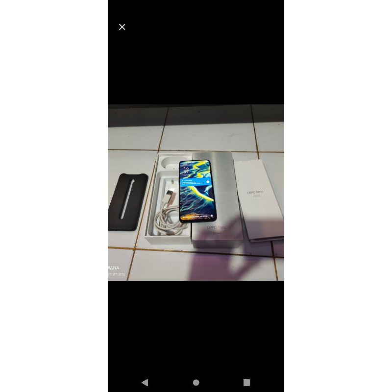 Oppo Reno zoom 10x garansi Mei 2021 tanpa hp mulus Bandung cod
