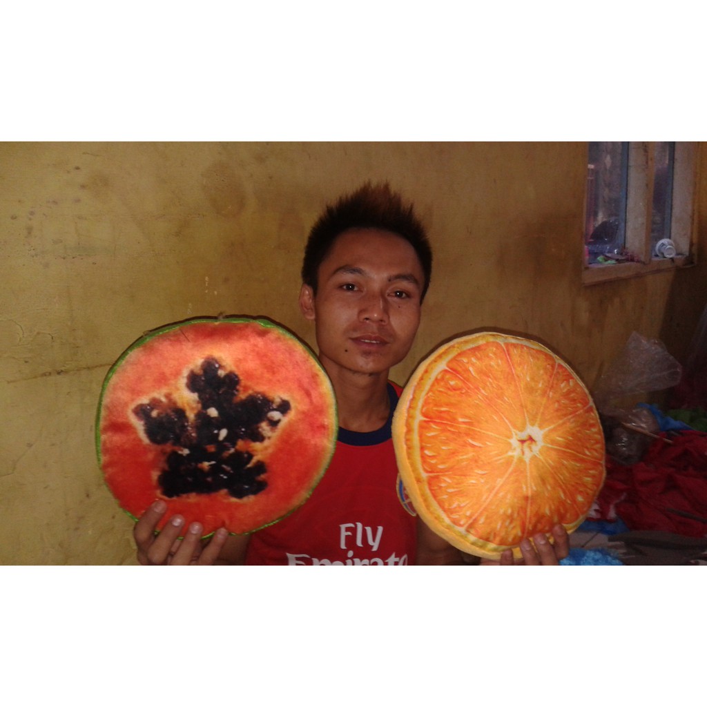 bantal buah