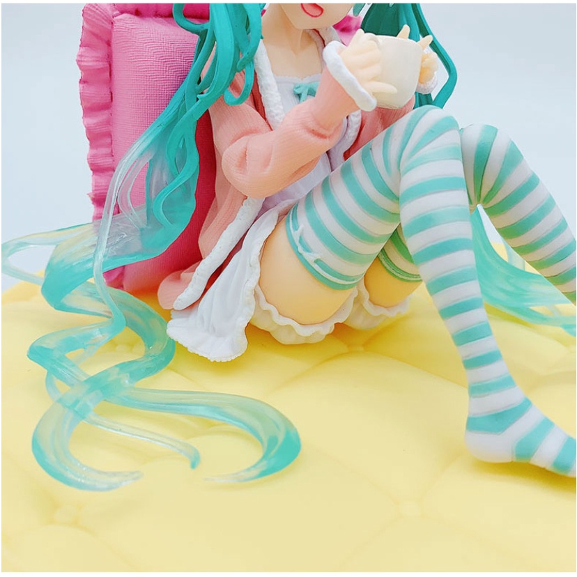 2022 Mainan Action Figure Anime Hatsune Miku Virtual Singer Miku Manga Patung 12-20CM Bahan PVC Untuk Koleksi