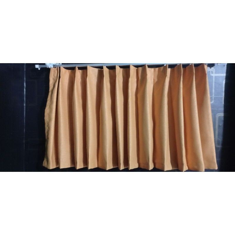 Gorden jendela pendek blackout model cantelan