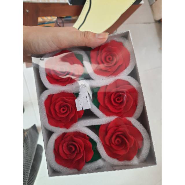 

Gumpaste Mawar Besar isi 6 pcs