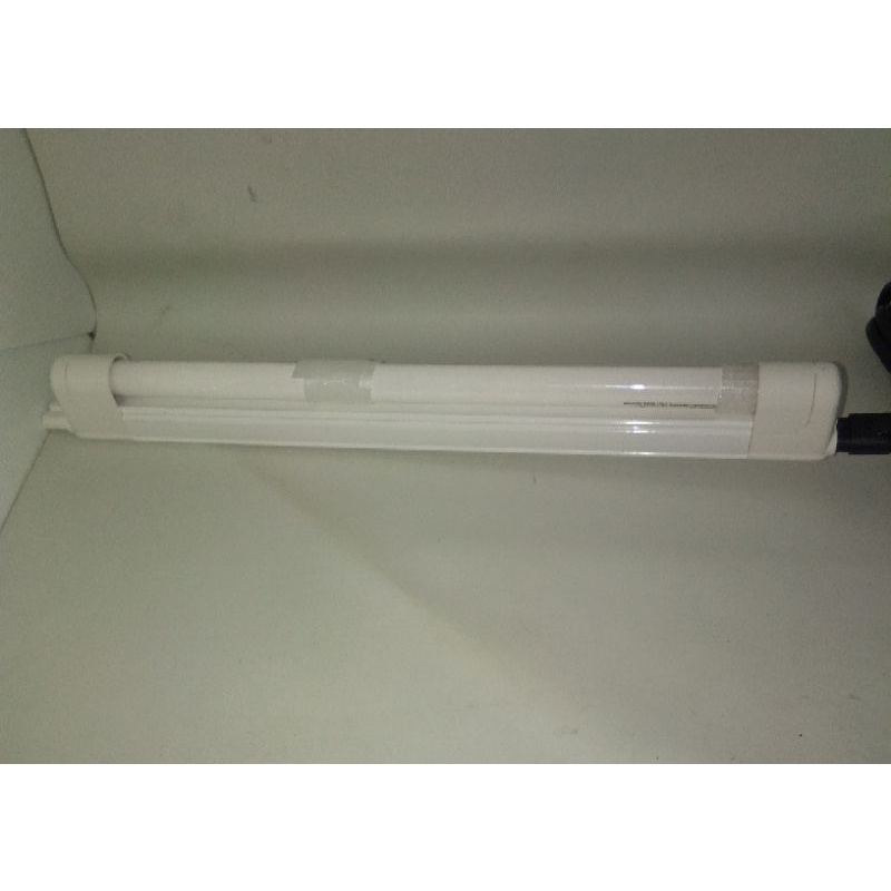 Lampu Neon Led Panjang 38 cm x 7 x 5 cm Tube T5 merk Osram Komplit 1 Set 8 Watt